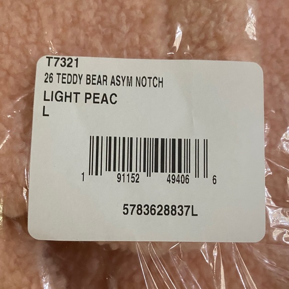 Fleet Street Faux Fur Reversible Short Coat - Picture 5 of 6